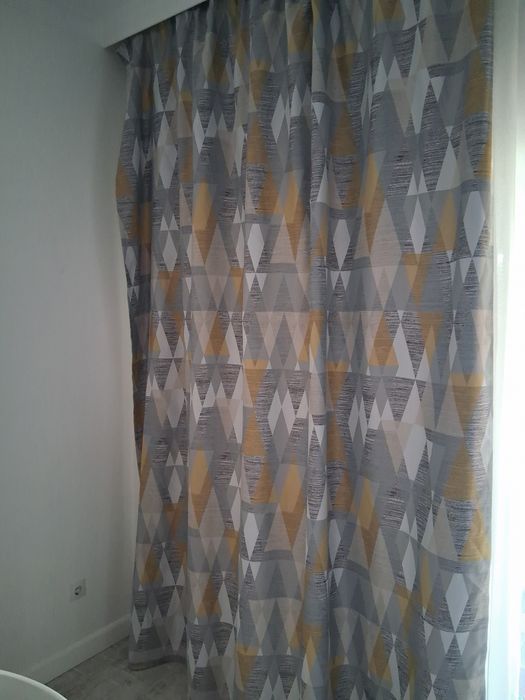 Draperie camera  2 buc. Cu dimensiunea de 400x280