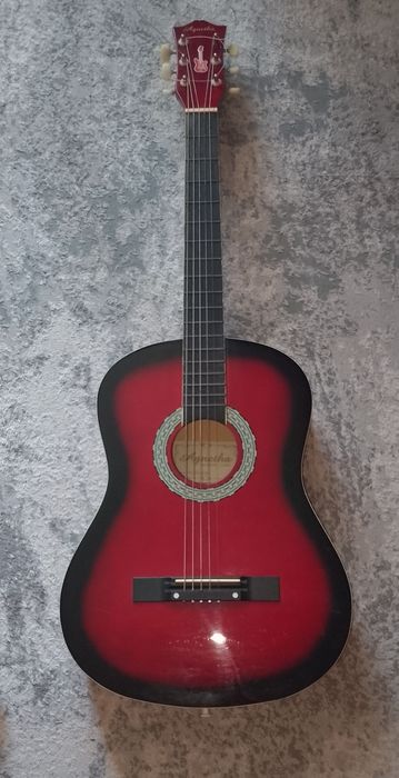 Гитара Agnetha без одной струнны