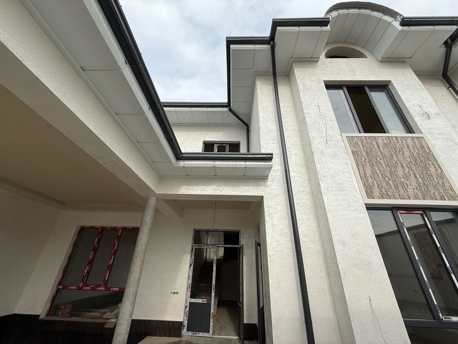 Котеджлар под ключ холатда сотилади. Обод. Кибрай. Уч кахрамон