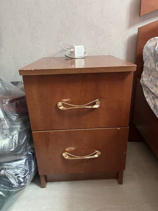 Продам спальный гарнитур