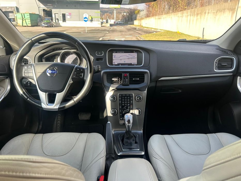 Volvo V40/2.0 D, 150 CP/ 5 cilindri