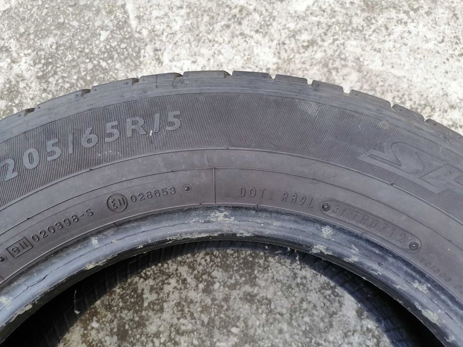 205/65/15 1бр.Dunlop гума