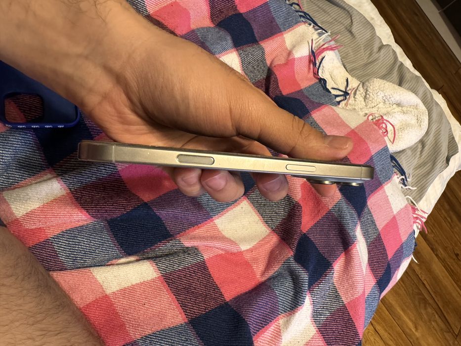 Обмен iPhone 16 Pro Max на Z Fold 6