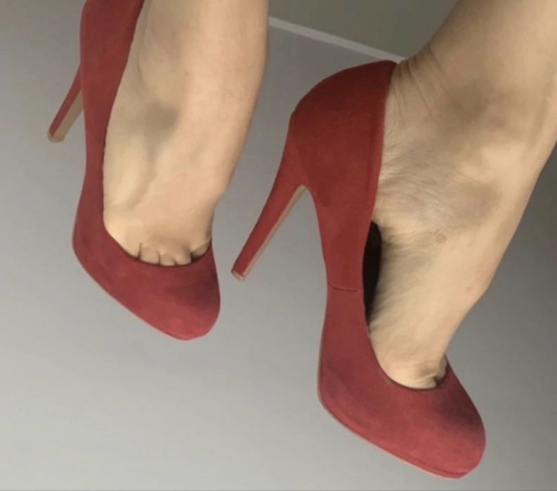 Pantofi Zara Trafaluc rosii 37 Superbi