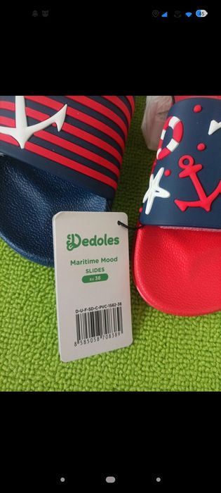 Papuci Dedoles, noi, 38