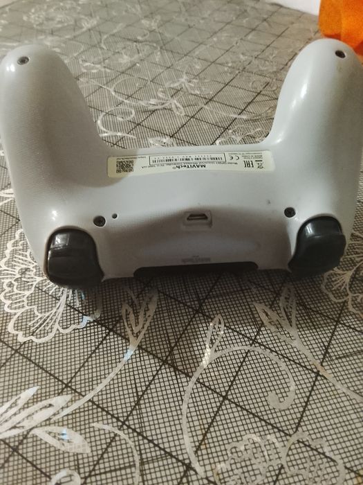 Продам геймпад для игр