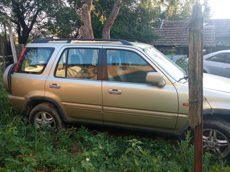 Vand Honda CR-V partial dezmembrata