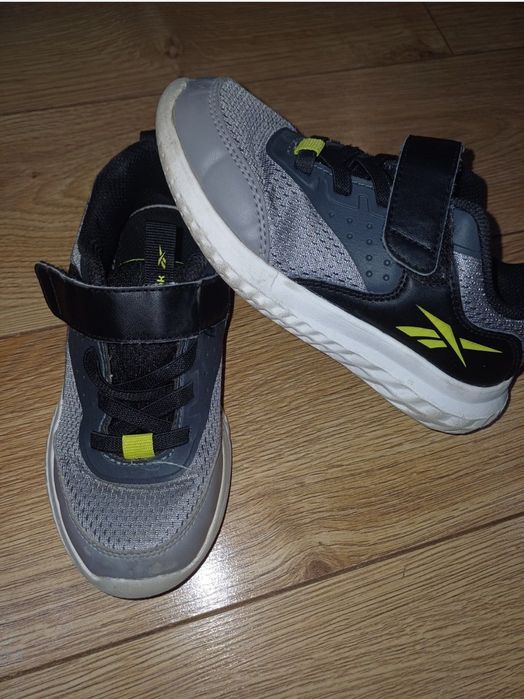 Маратонки Adidas ,Reebok