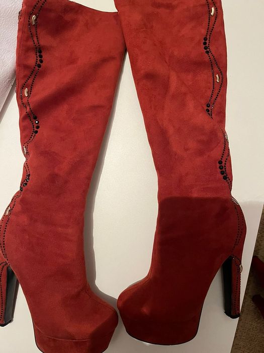 Продаются зимние сапоги