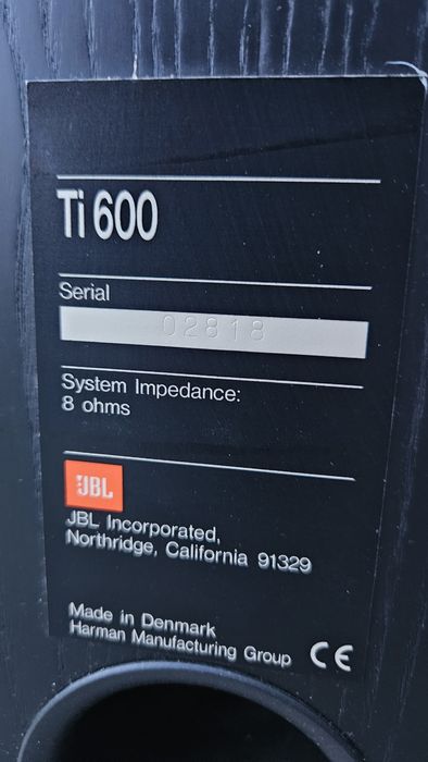 Boxe JBL Ti 600(150 wati)