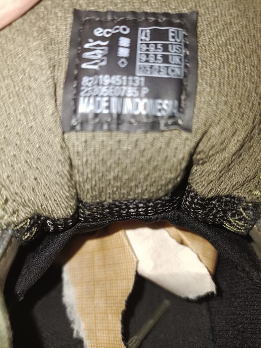 Кроссовки,цвет хаки