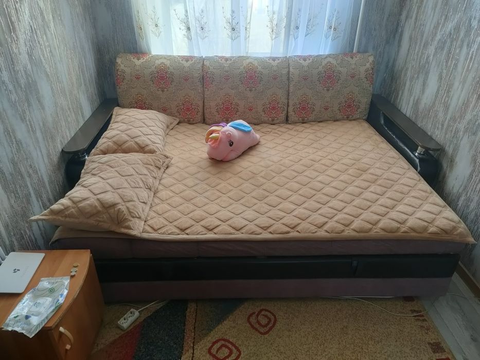 Диван двух спалка +