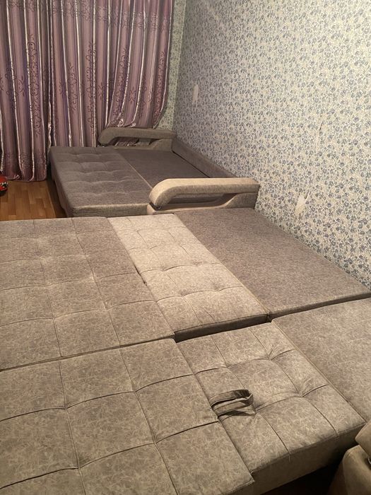 Продам диван тройка, раскладной.
