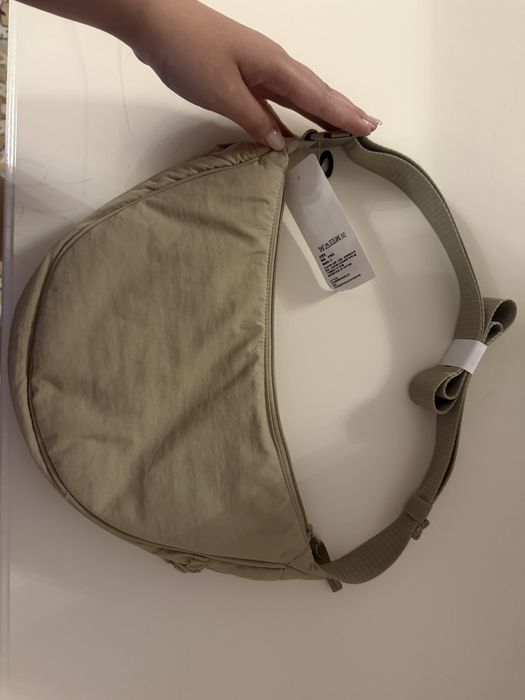 Футболка и сумка UNIQLO