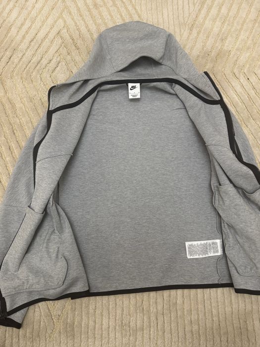 Nike Tech Fleece