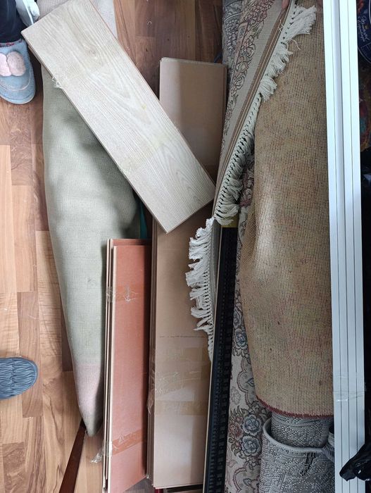 Продам БУ ламинат дешево 8 м2