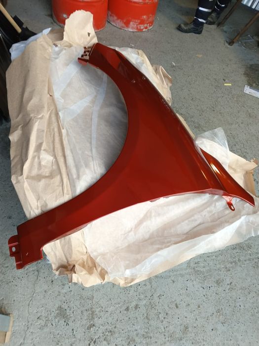 крылья в цвет лада веста оригинал