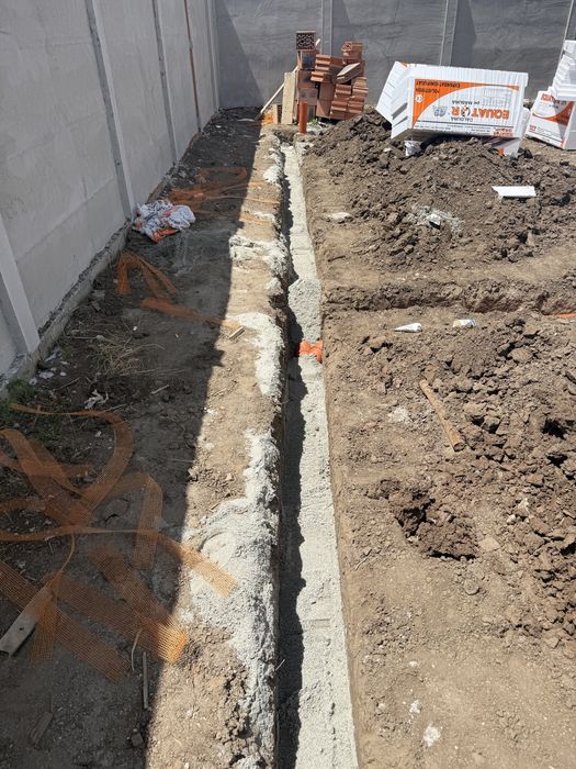 Inchiriere miniexcavator 1.2T cu manipulator