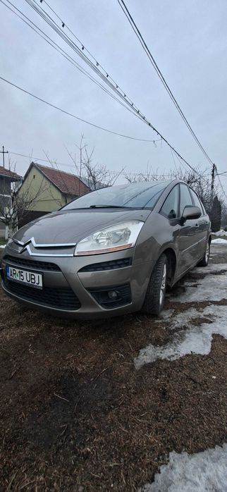 masina citroen c 4 picasso