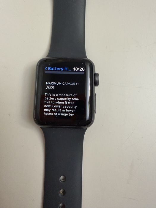 Часы Apple Watch Series 3, 38 мм, GPS