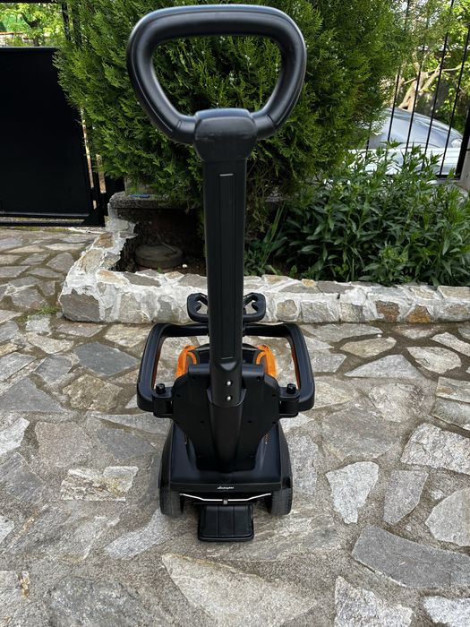 Детска кола за бутане "Lamborghini Essenza SC V12",