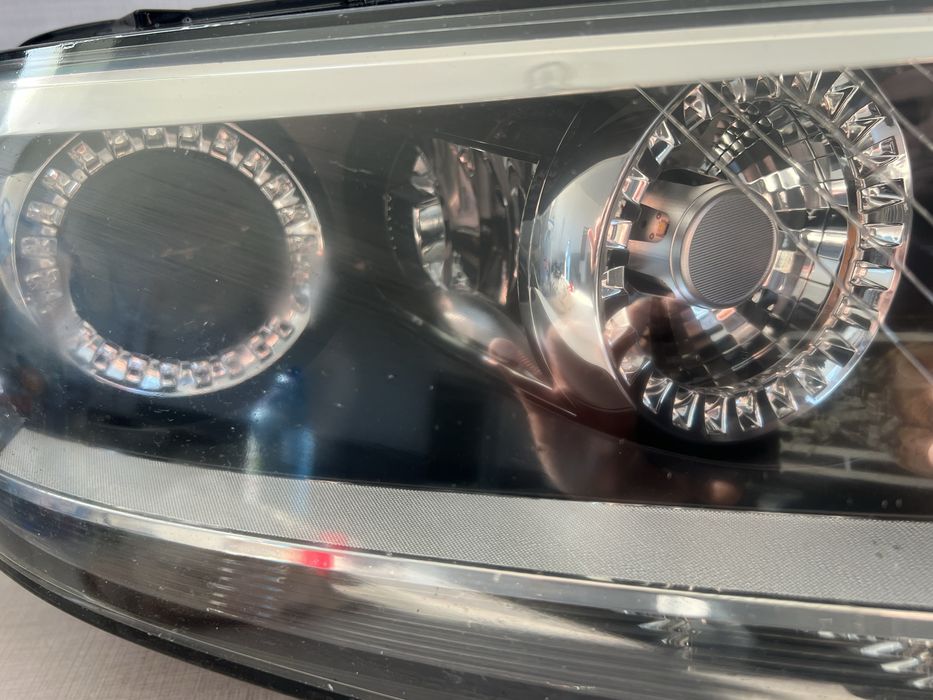 Фар VW Phaeton Bi-xenon Valeo  R