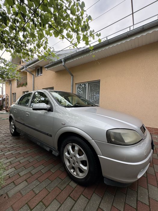Vand Opel Astra 2003