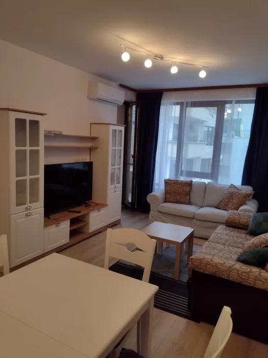 Дава се под наем Двустаен апартамент в Варна, Бриз - 70 кв.м за 847.62 € - Снимка #3