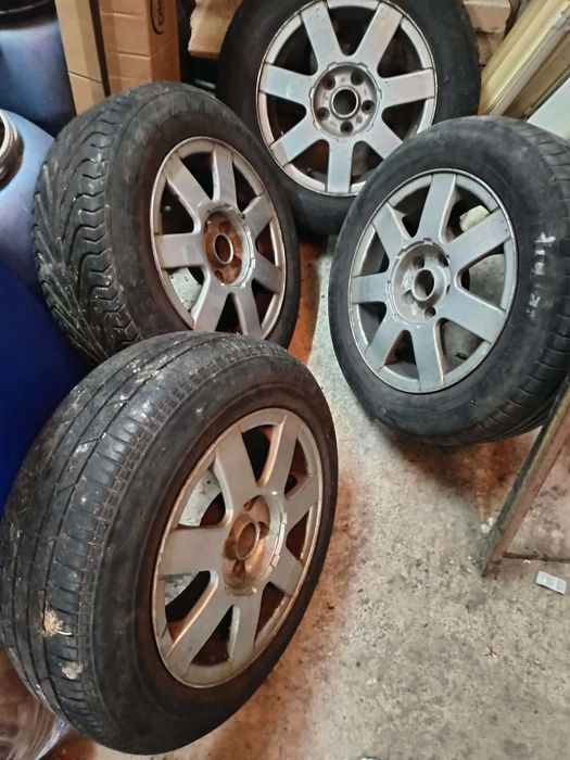 Летни гуми с джанти 15"