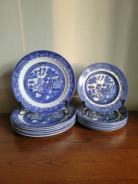 Красивые,винтажные английские тарелки