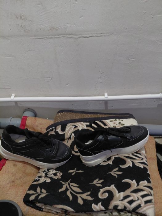 Кросовки 36 размер хорошое качество