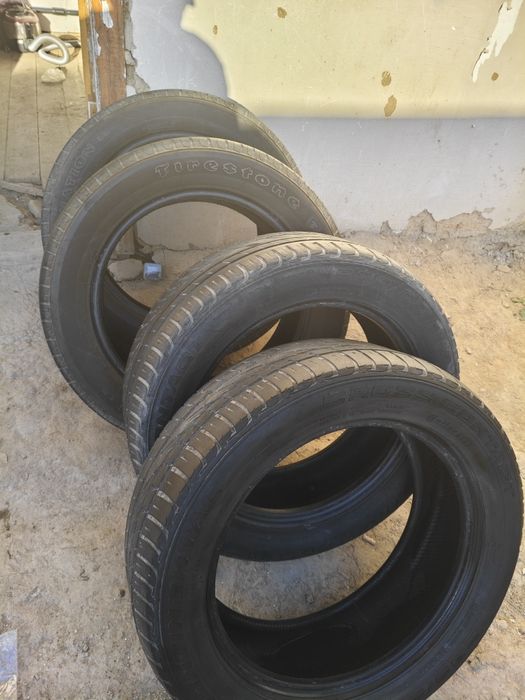 Шины летние 235/55/18