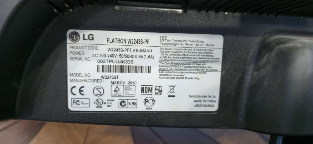 Компюторный монитор LG FLATRON б/у
