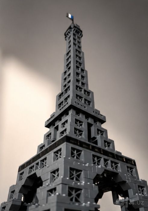 Эфили башня Lego
