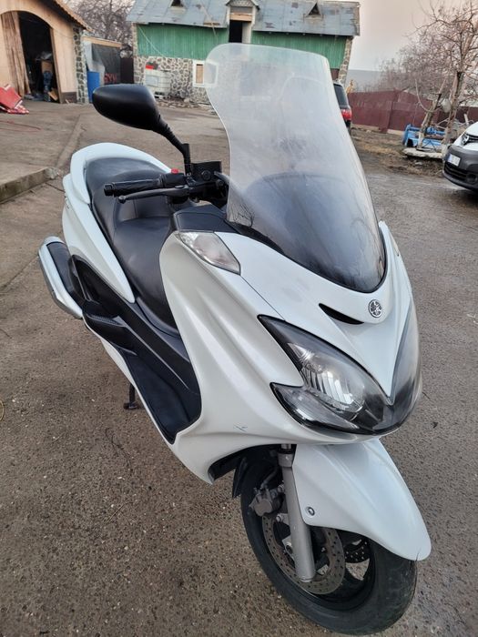 Yamaha majesty 400