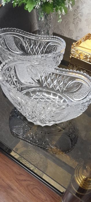 Продам хрустальная ваза