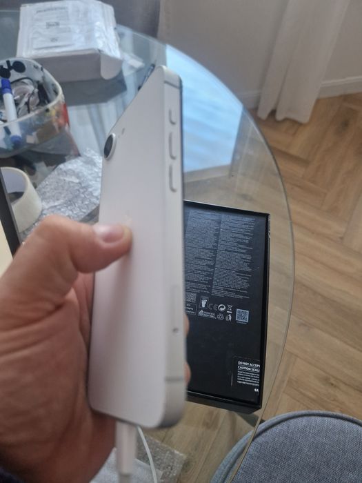 Carcasa originala iphone 16e