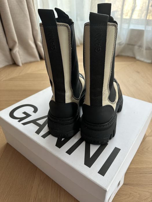 Ботуши Ganni 39 номер