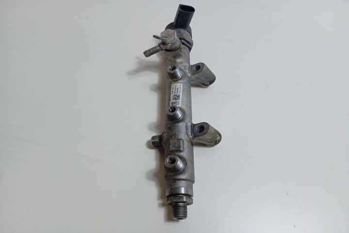 Rampa injectoare 059130090CN Audi Q7 4L (facelift) seria