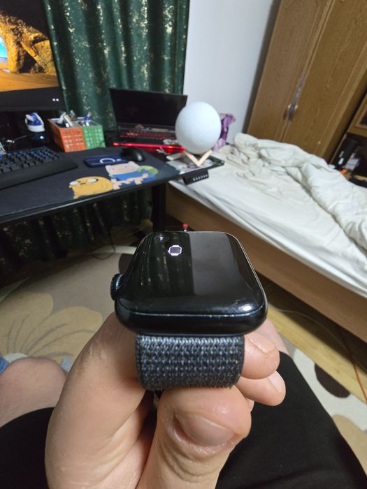 iPhone 15 Pro + Apple Watch SE2