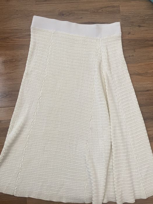 Юбка cos желтом цвете