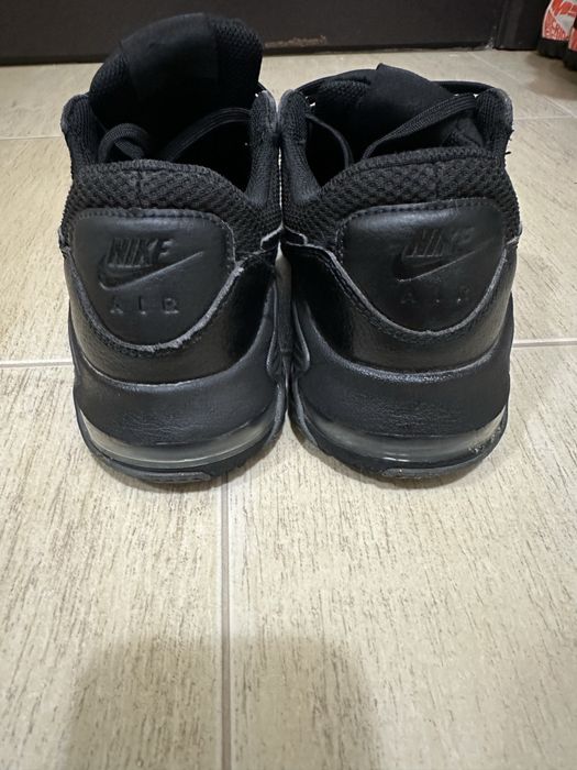 Оригинални маратонки на NIKE AIR MAX