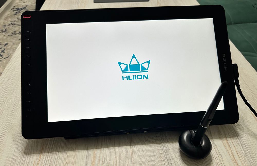Продается графический планшет Huion Kamvas 16