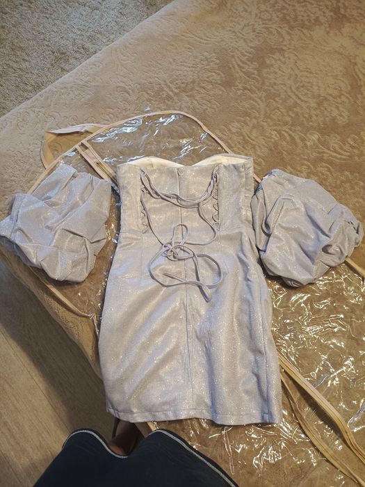 Продам платье в хорошем состоянии.