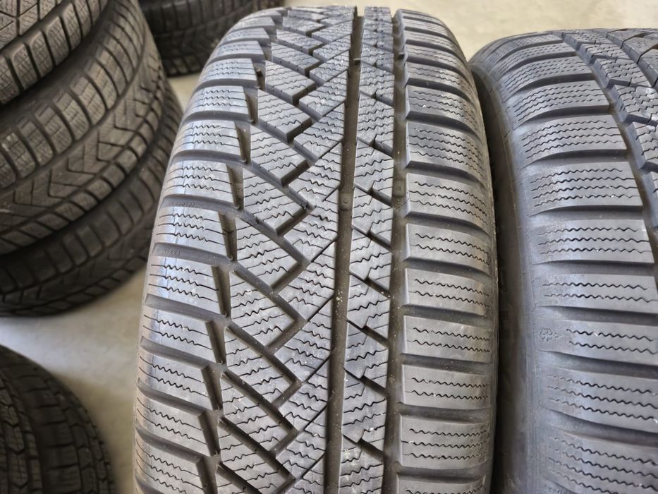 4 anvelope iarna  Continental  215 55 17 stare foarte buna