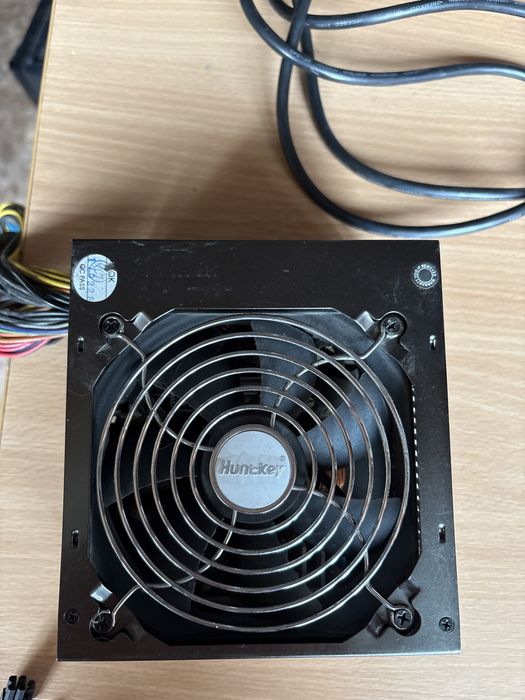 Блок питания HuntKey APFC 700