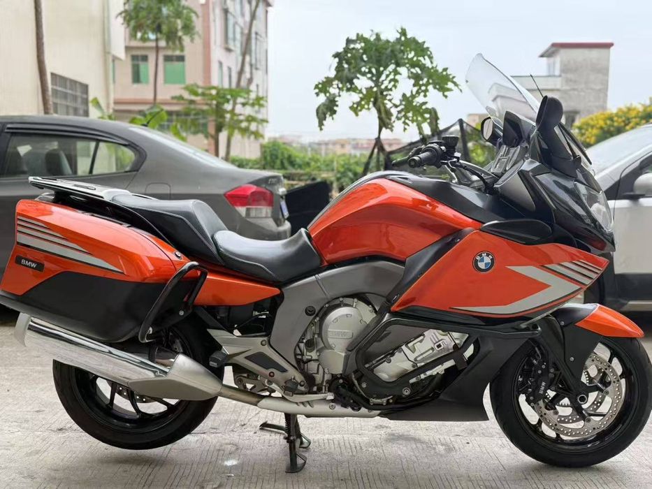 BMW gt k1600 sotiladi