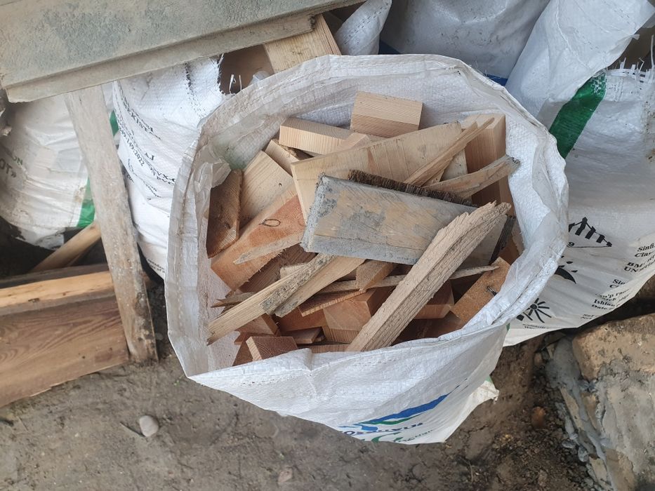 O'tin ,дрова сотилади  соснаники