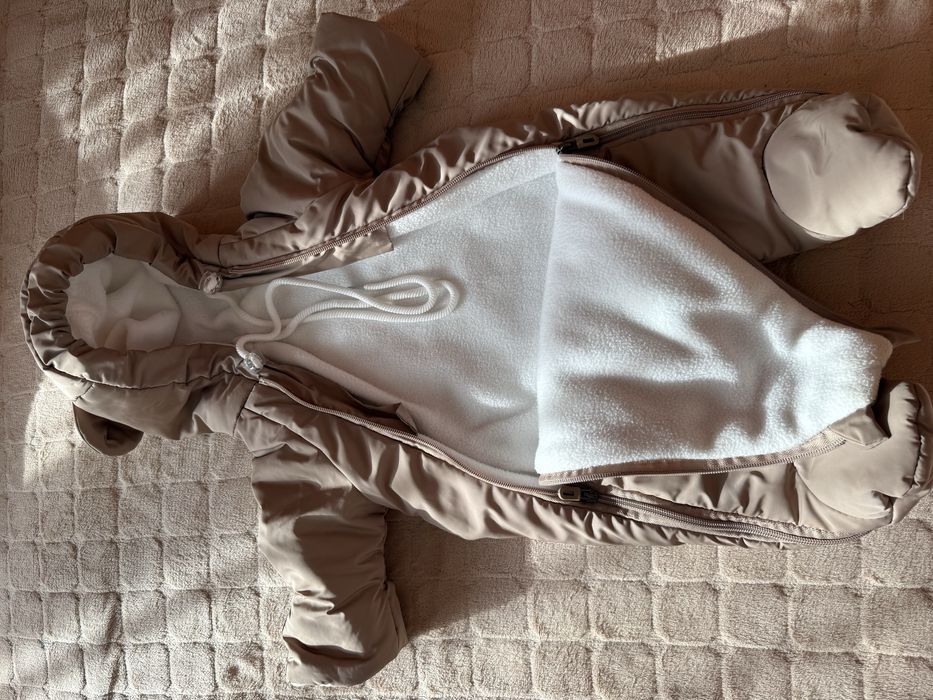 Продам зимний комбез/кокон