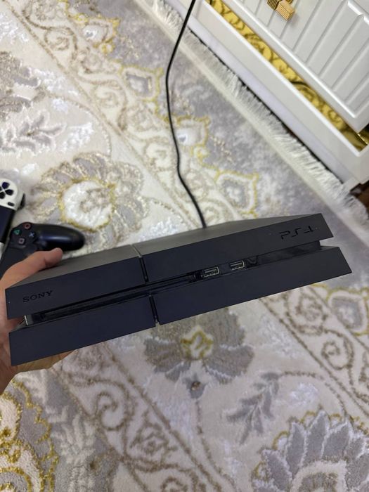 PlayStation 4 /1 terabyte kafolatli